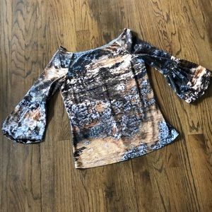 Off shoulder Bailey 44 top